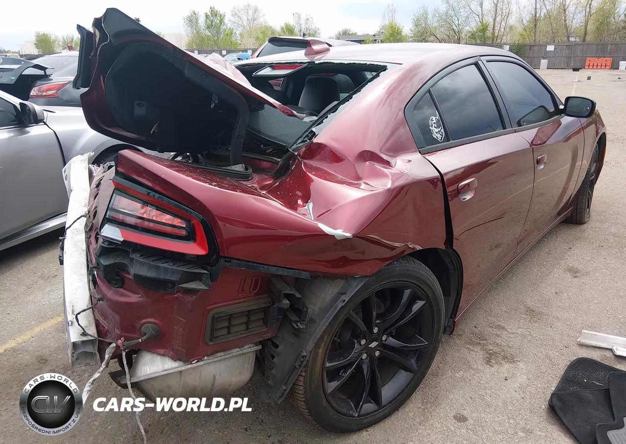 2018 Dodge Charger Sxt Plus Rwd VIN:2C3CDXHG0JH316298 - 4