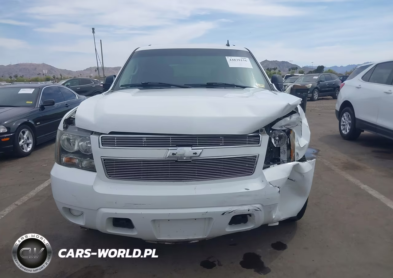 2007 Chevrolet Tahoe Ls VIN:1GNFC13J57R205578 - 12