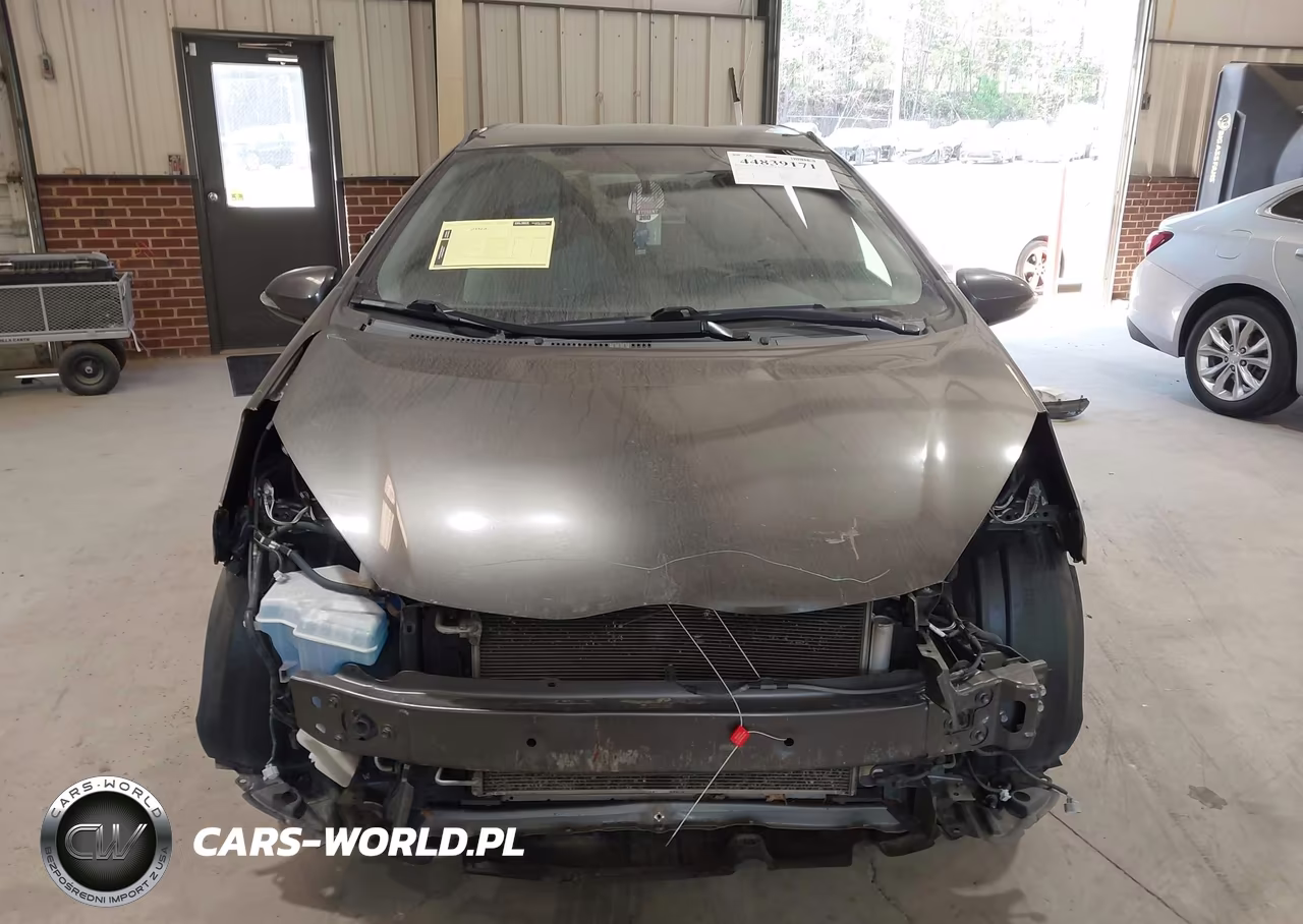 2016 Toyota Prius C One VIN:JTDKDTB36G1129922 - 13