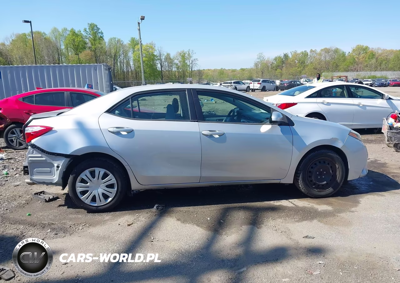 2016 Toyota Corolla Le VIN:2T1BURHE3GC499796 - 13