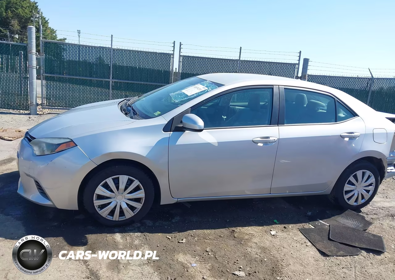 2016 Toyota Corolla Le VIN:2T1BURHE3GC499796 - 14