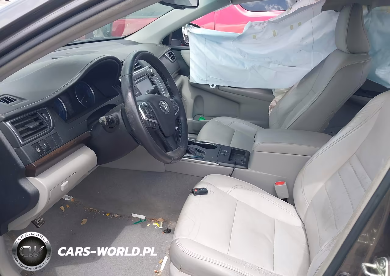 2017 Toyota Camry Xle VIN:4T1BF1FK3HU640306 - 5