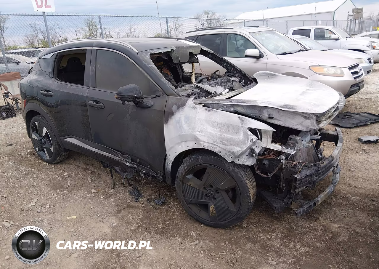 2025 Nissan Kicks Sr Intelligent Awd