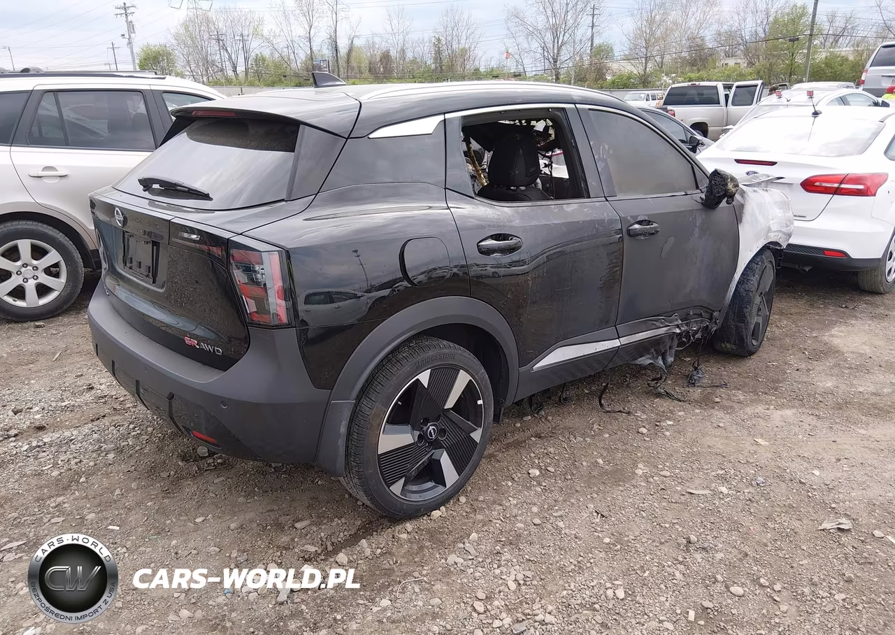 2025 Nissan Kicks Sr Intelligent Awd VIN:3N8AP6DDXSL341884 - 4