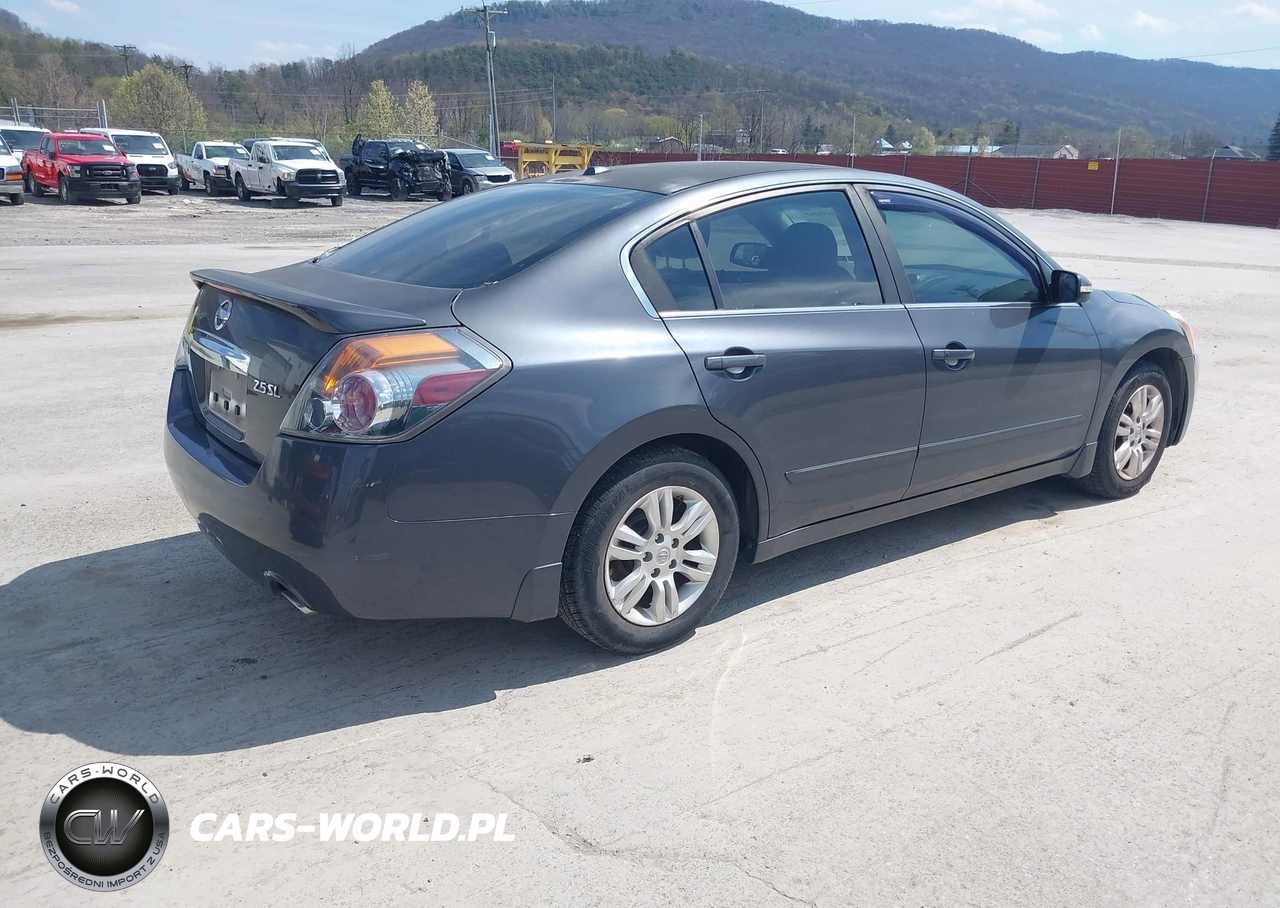 2010 Nissan Altima 2.5 S VIN:1N4AL2AP9AN480830 - 4