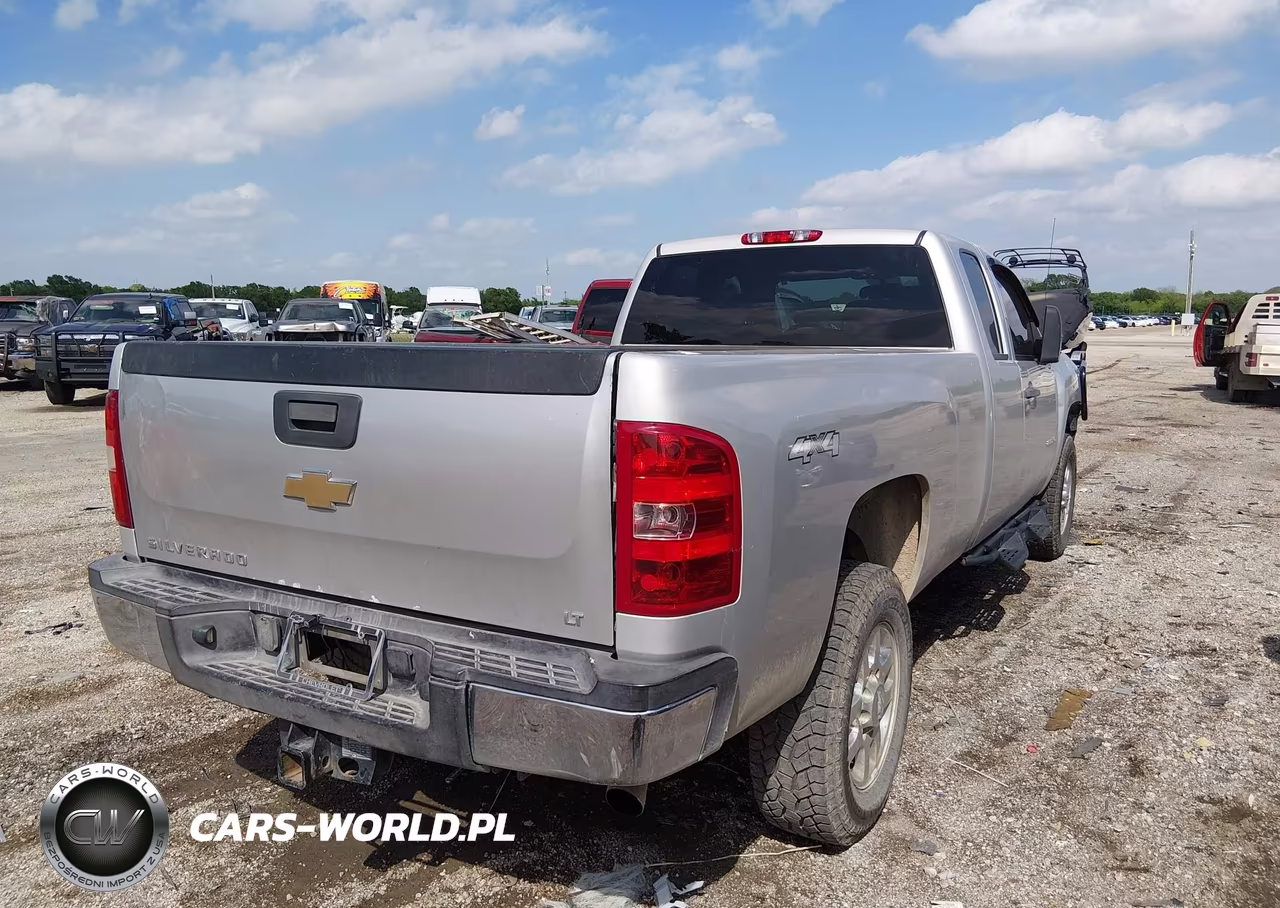 2011 Chevrolet Silverado 2500Hd Lt VIN:1GC2KXCG0BZ389354 - 4