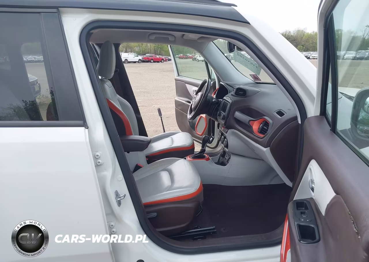 2015 Jeep Renegade Limited VIN:ZACCJBDT0FPB57325 - 5