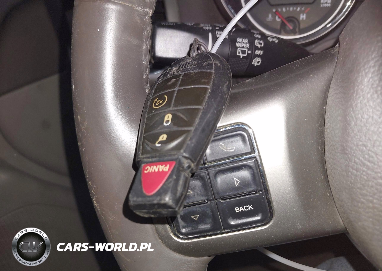 2012 Jeep Grand Cherokee Laredo VIN:1C4RJFAGXCC218730 - 11