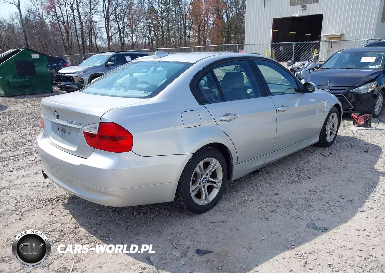 2008 BMW 328Xi VIN:WBAVC735X8KX90417 - 4