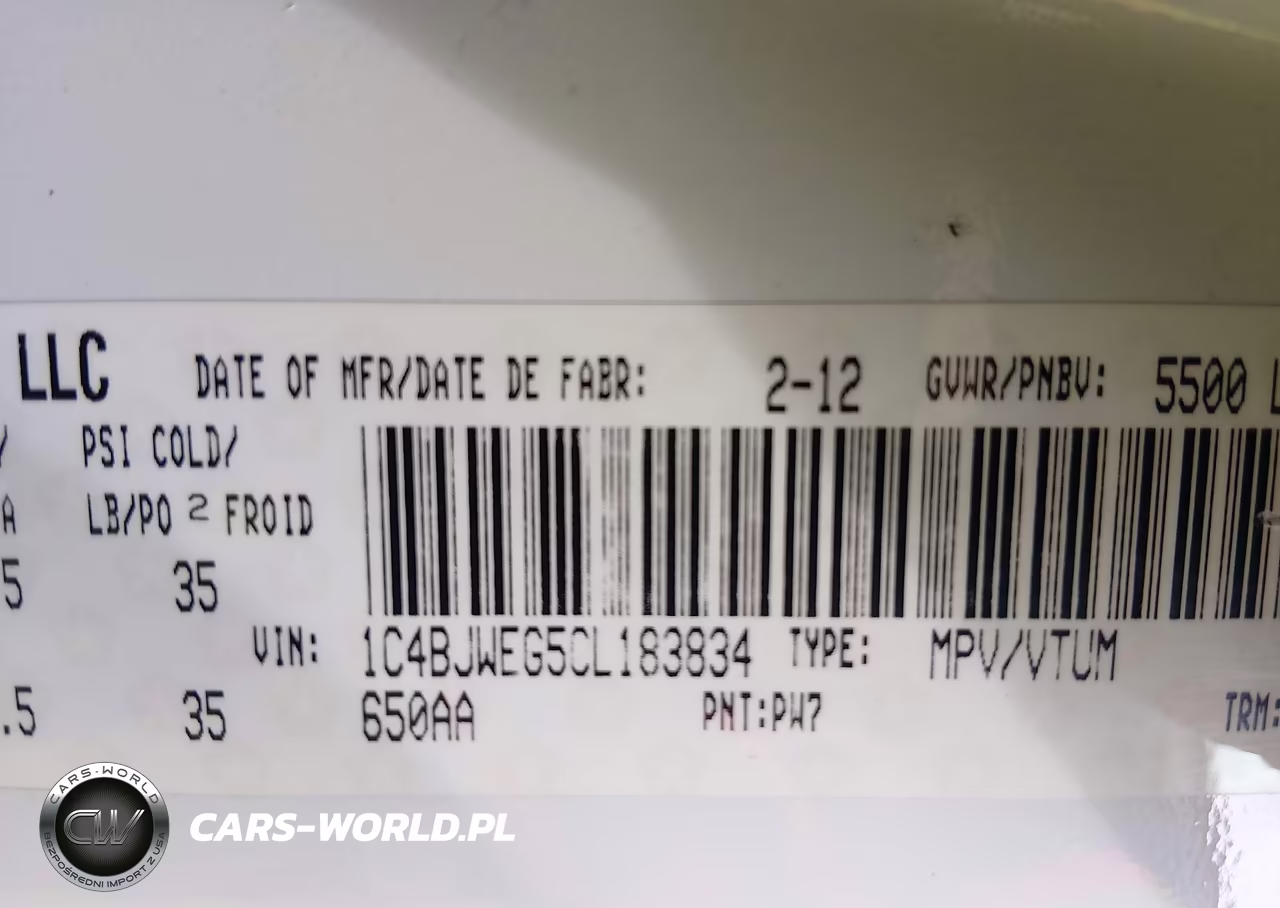 2012 Jeep Wrangler Unlimited Sahara VIN:1C4BJWEG5CL183834 - 9