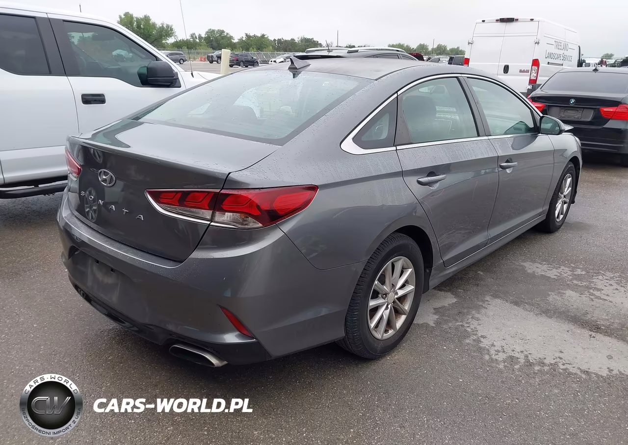 2018 Hyundai Sonata Se VIN:5NPE24AF5JH702250 - 4