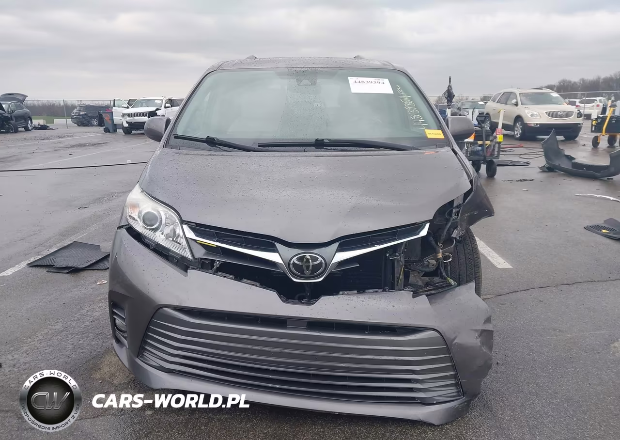 2018 Toyota Sienna Xle 8 Passenger VIN:5TDYZ3DC4JS913535 - 12