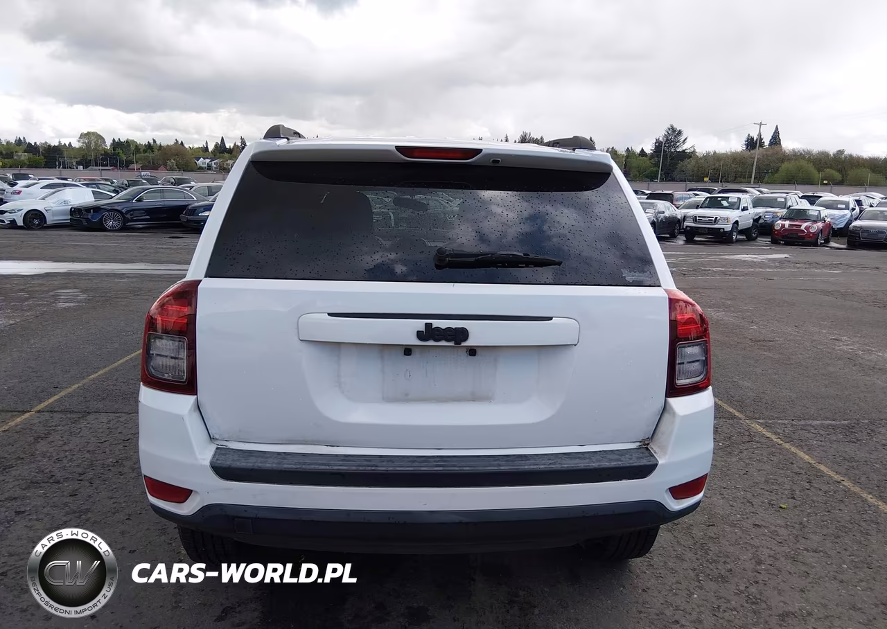 2014 Jeep Compass Sport VIN:1C4NJCBA5ED642675 - 16
