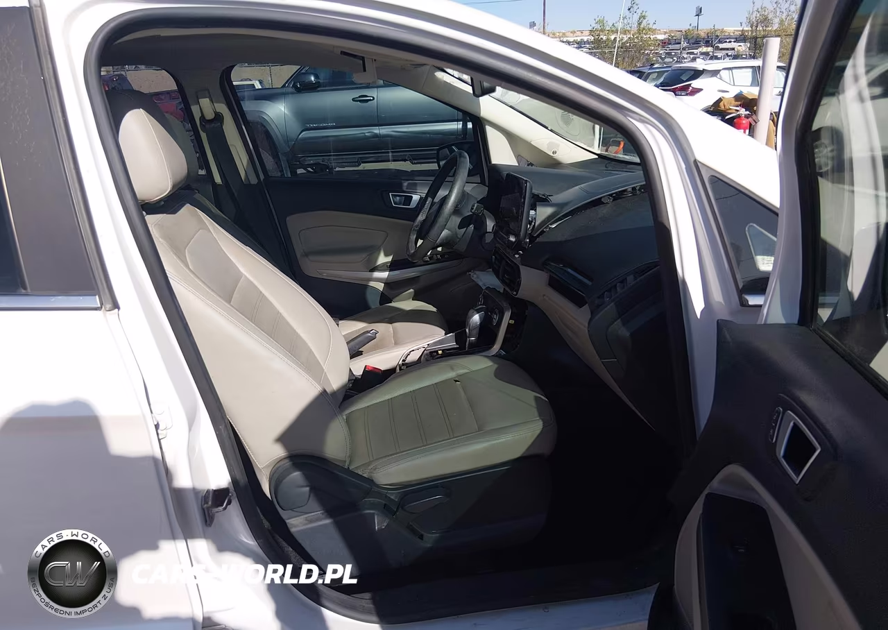 2019 Ford Ecosport Titanium VIN:MAJ6S3KL9KC275984 - 5
