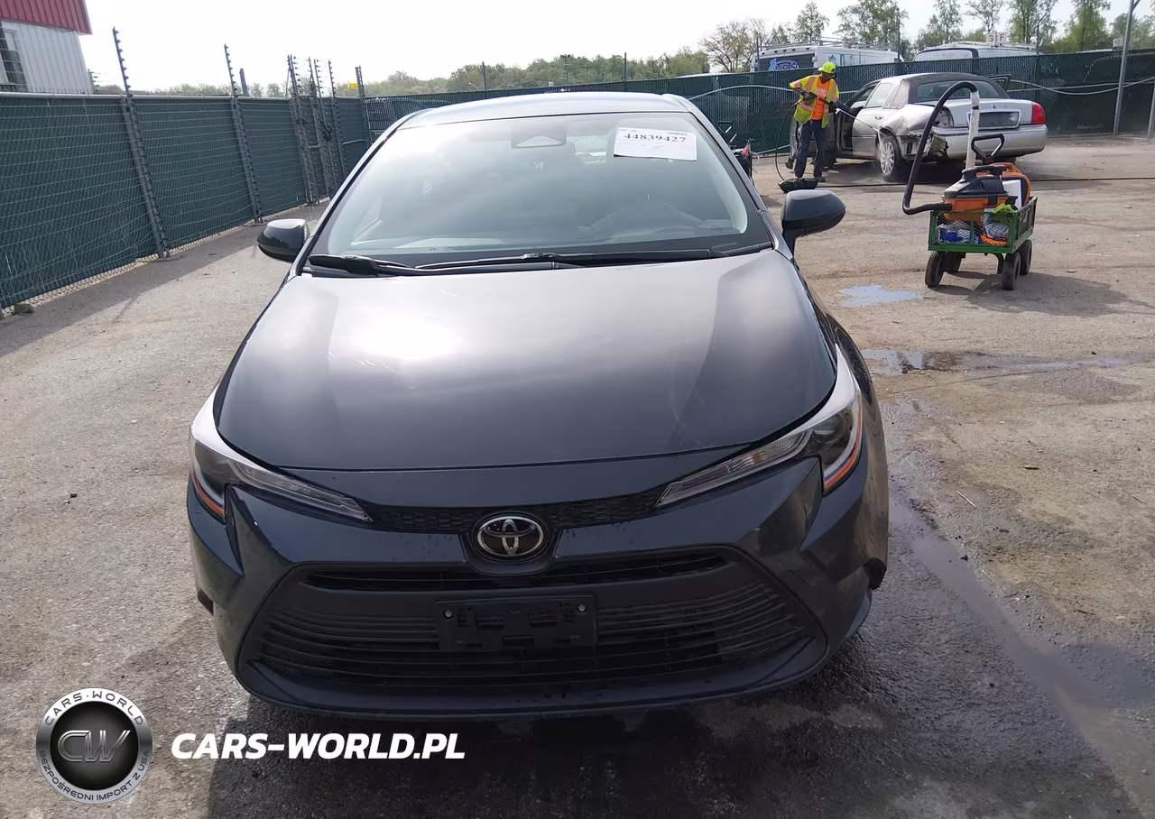 2023 Toyota Corolla Le VIN:JTDB4MEE5P3002912 - 11