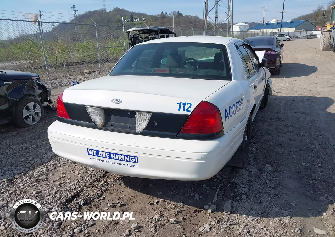 2007 Ford Crown Victoria Police-Police Interceptor VIN:2FAFP71W87X126240 - 4