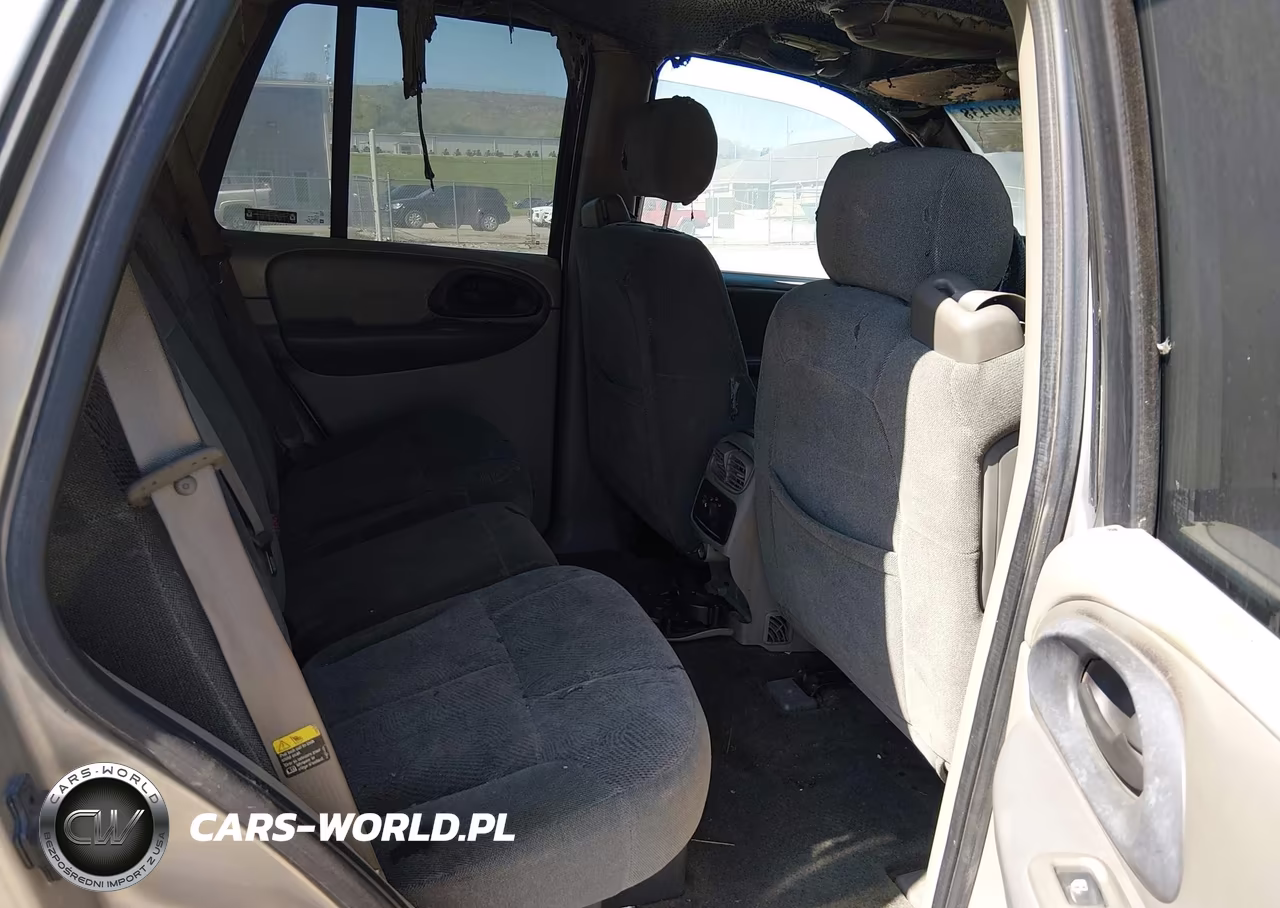 2002 Chevrolet Trailblazer Lt VIN:1GNDT13SX22181666 - 8