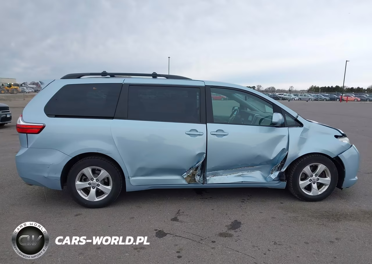 2015 Toyota Sienna Le 8 Passenger VIN:5TDKK3DC9FS602975 - 6