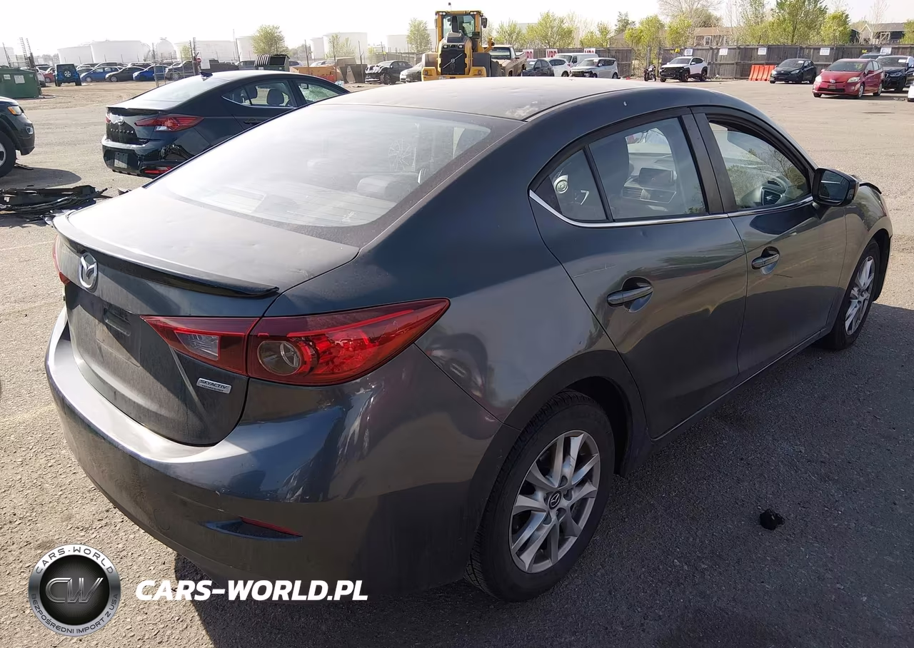 2014 Mazda Mazda3 I Touring VIN:JM1BM1V73E1111149 - 4