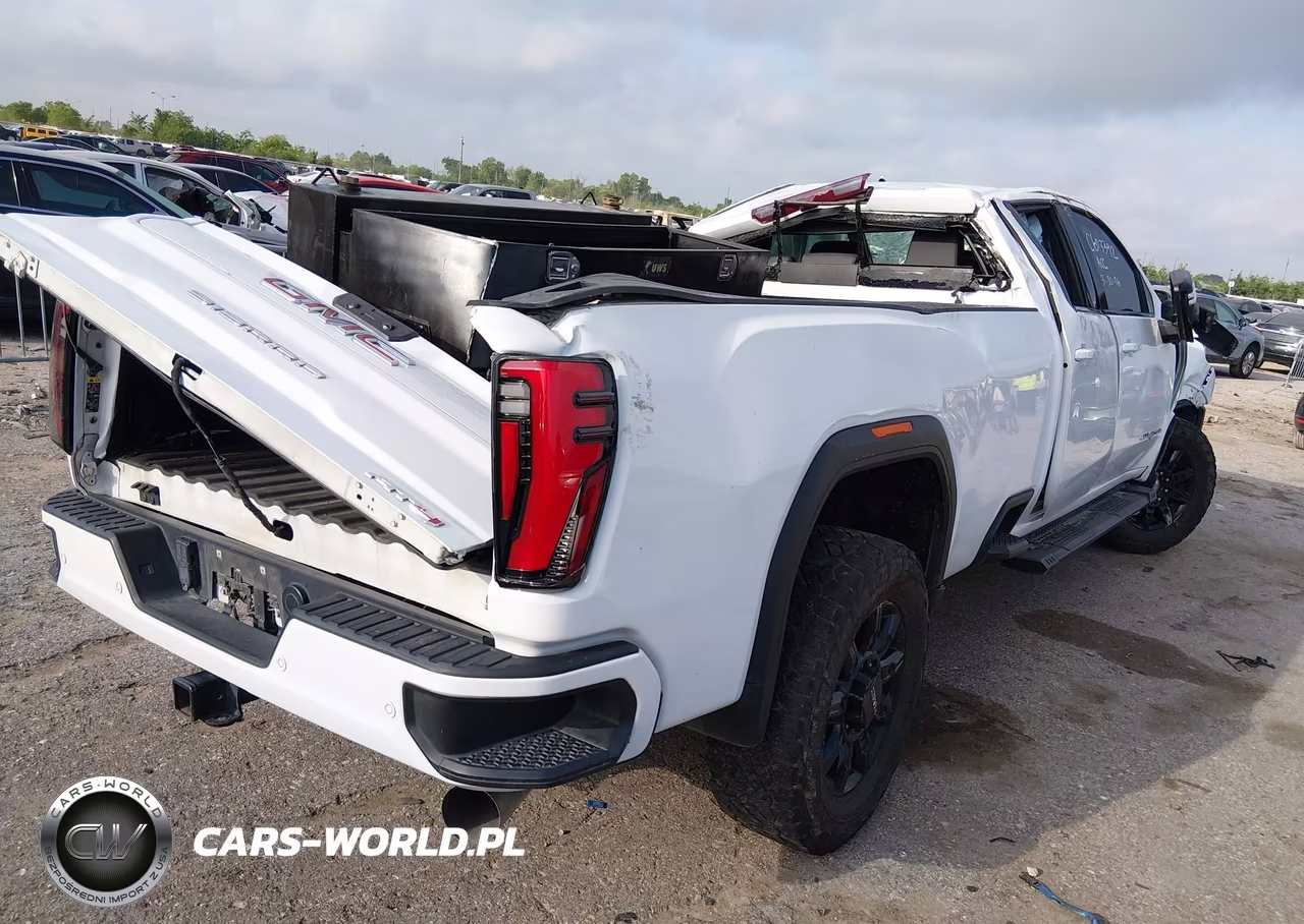 2024 GMC Sierra 3500Hd VIN:1GT49VEY7RF144304 - 4