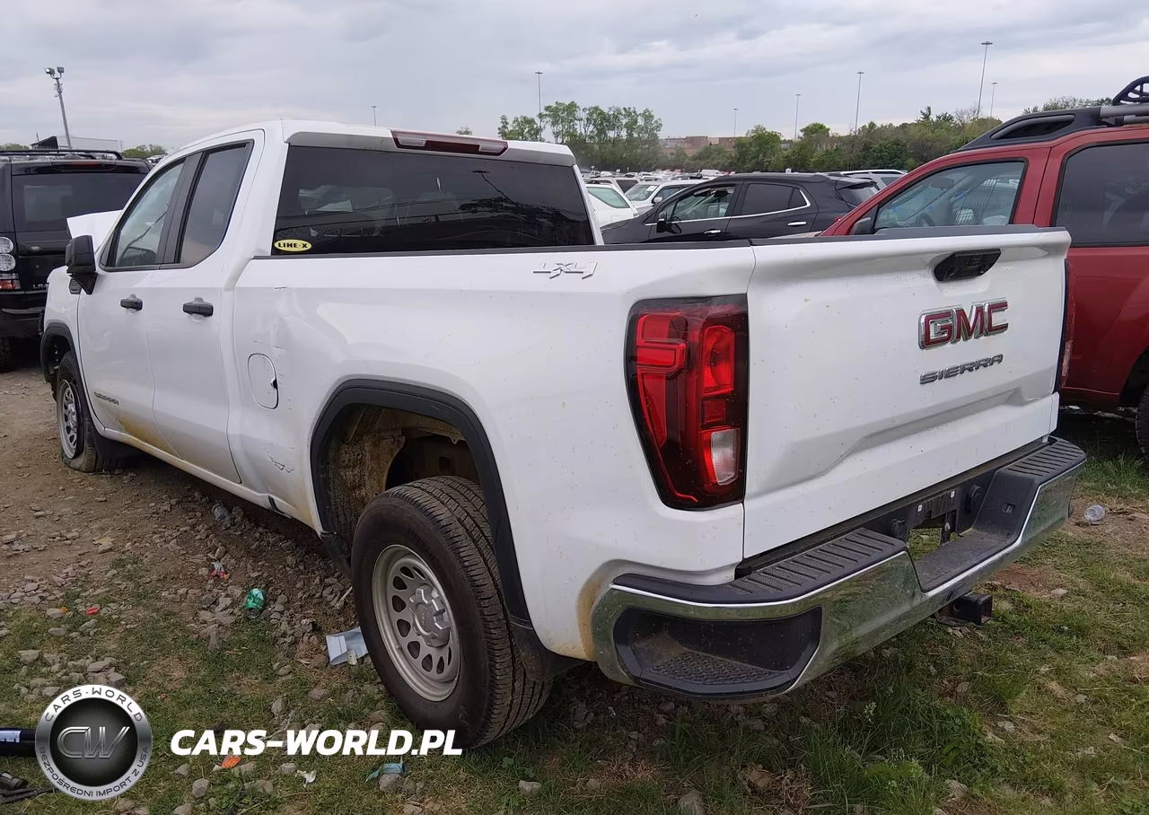 2023 GMC Sierra 1500 4Wd Standard Box Pro VIN:1GTRUAED0PZ214070 - 3