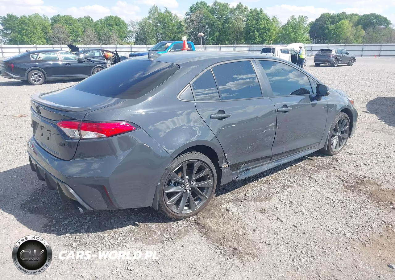 2026 Toyota Corolla Se VIN:5YFS4MCE7TP254326 - 4