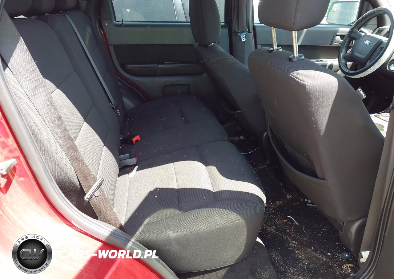 2010 Ford Escape Xlt VIN:1FMCU9D75AKA79339 - 8