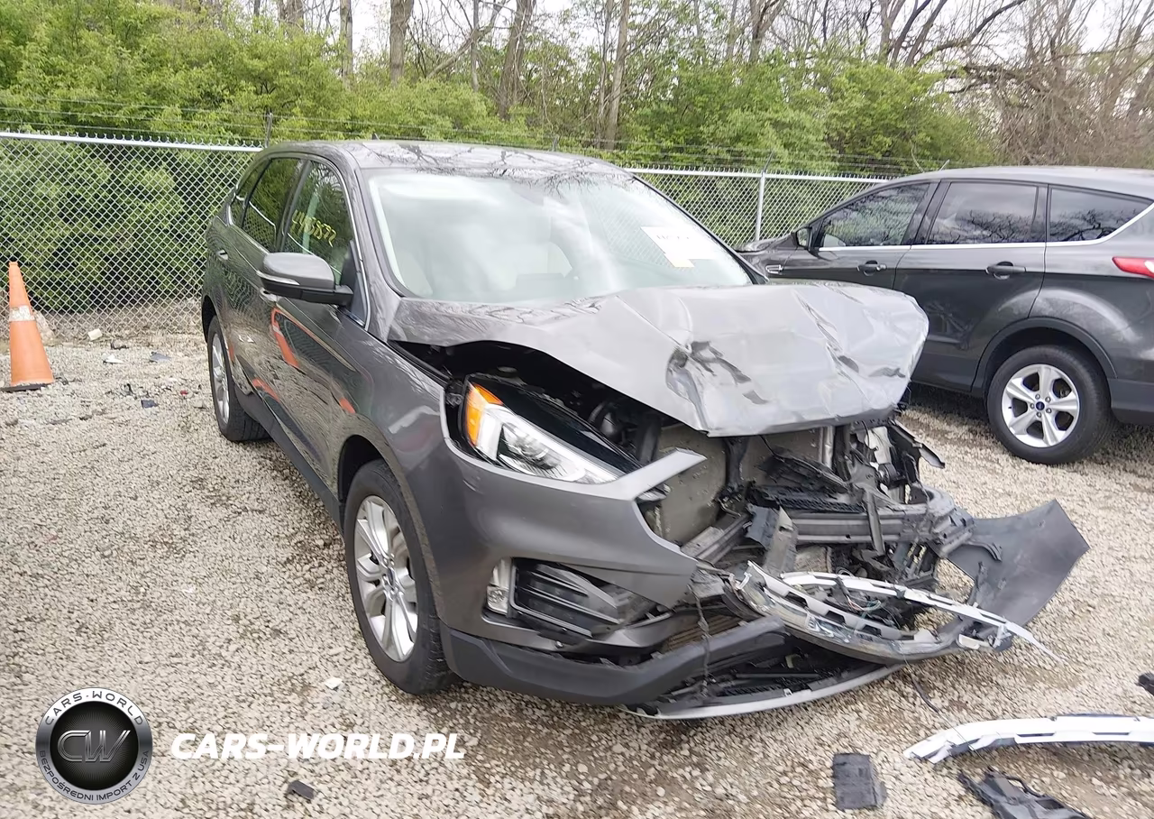 2021 Ford Edge Titanium