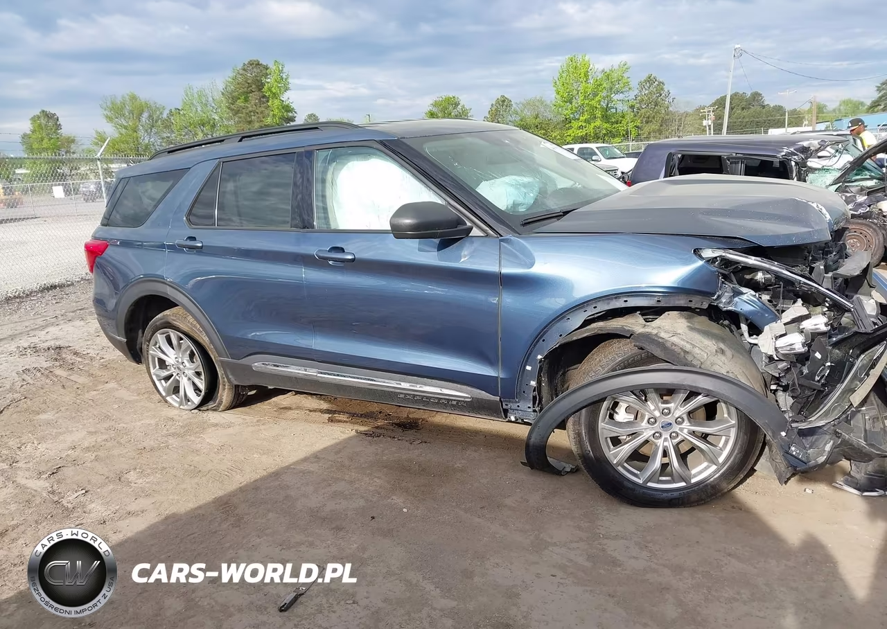 2020 Ford Explorer Xlt VIN:1FMSK8DH8LGA49620 - 13
