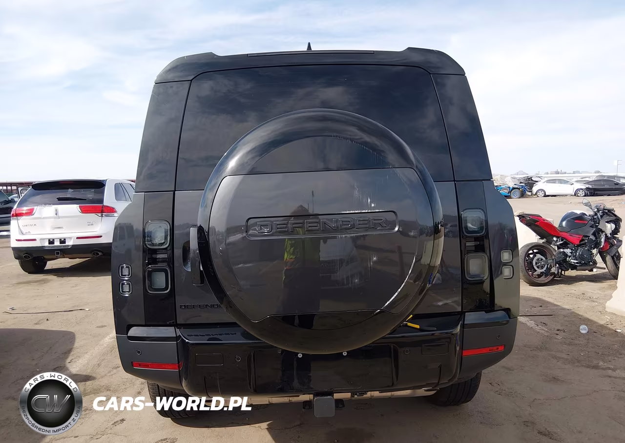2026 Land Rover Defender P300 S VIN:SALEJFFU0T2490599 - 16