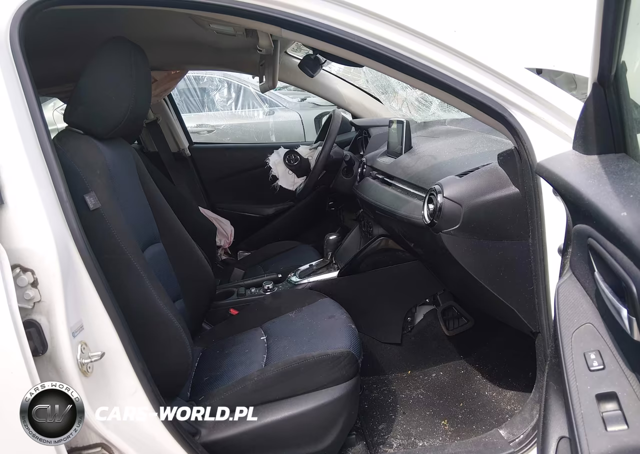 2017 Toyota Yaris Ia VIN:3MYDLBYV0HY193712 - 5