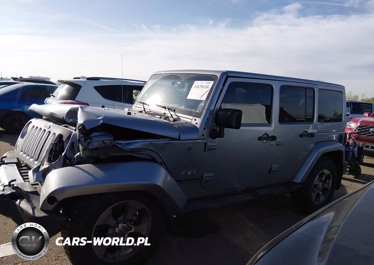 2016 Jeep Wrangler Unlimited Sahara VIN:1C4BJWEG8GL129157 - 14