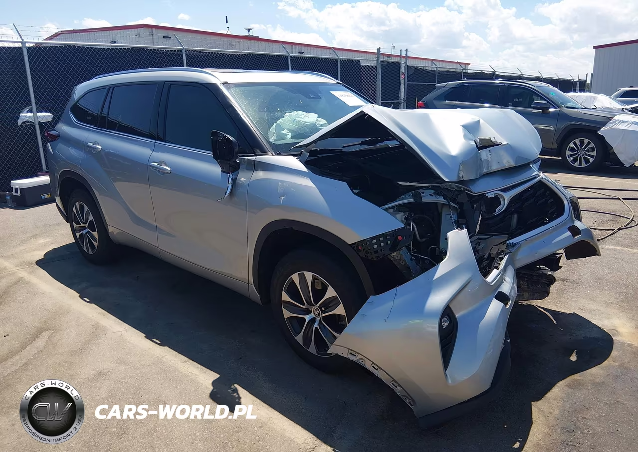 2021 Toyota Highlander Xle – zdjęcie 1 z 16