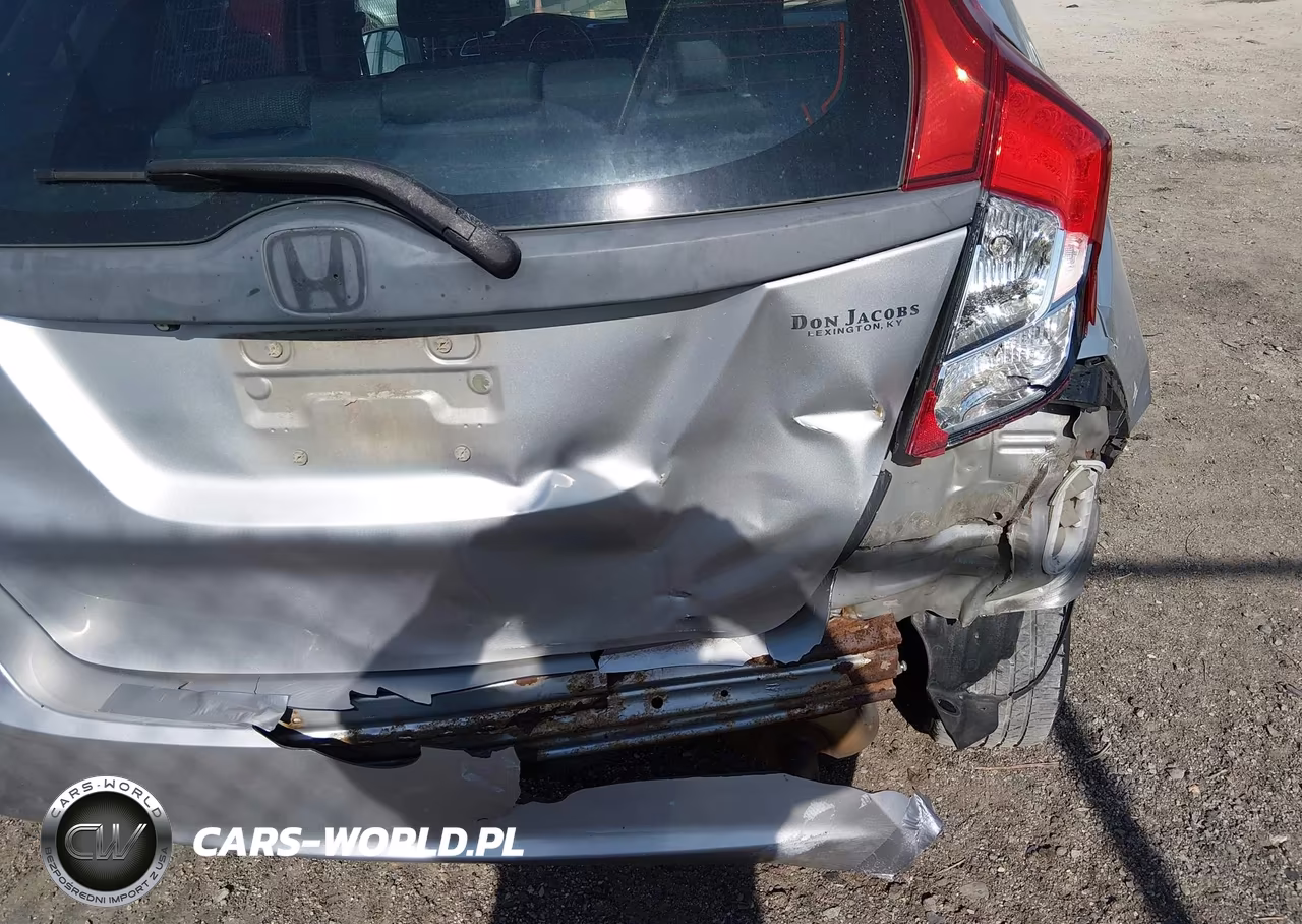 2015 Honda Fit Lx VIN:3HGGK5H53FM757763 - 17