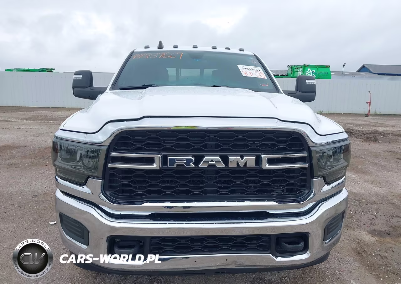 2023 Ram 3500 Tradesman 4X4 8' Box VIN:3C63RRGL5PG507755 - 14