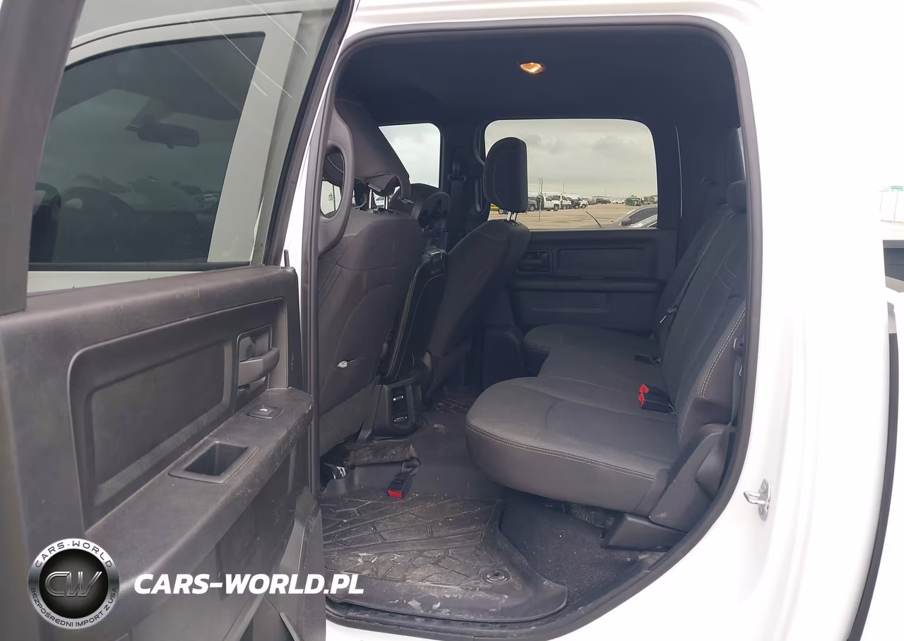 2023 Ram 3500 Tradesman 4X4 8' Box VIN:3C63RRGL5PG507755 - 7