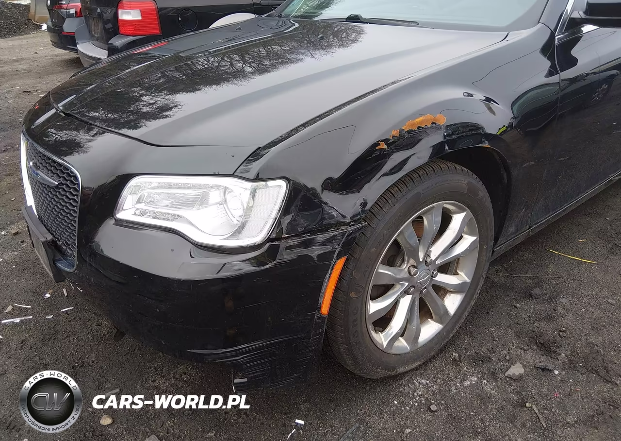 2017 Chrysler 300 Limited Awd VIN:2C3CCARG2HH648574 - 6