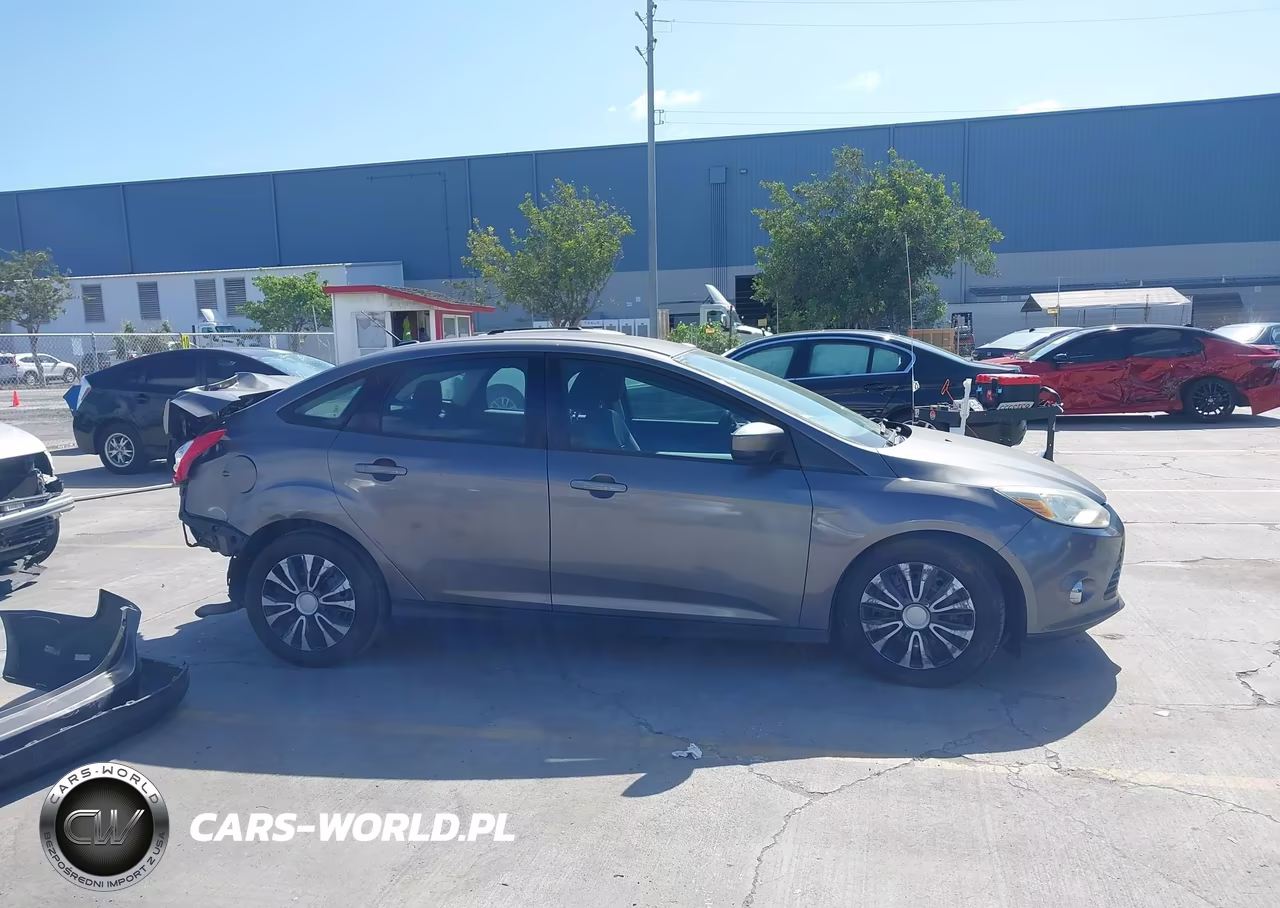 2012 Ford Focus Se VIN:1FAHP3F25CL184661 - 14