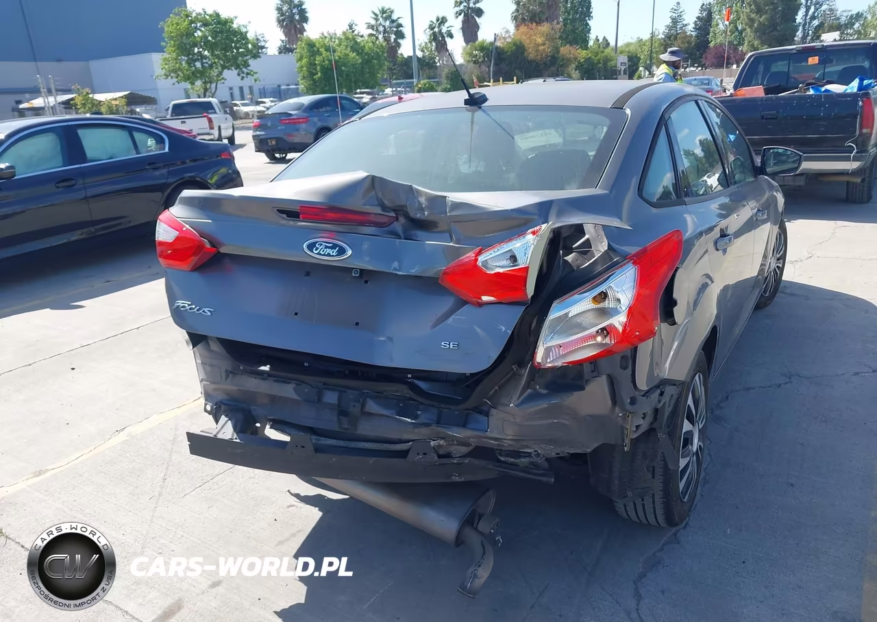 2012 Ford Focus Se VIN:1FAHP3F25CL184661 - 6