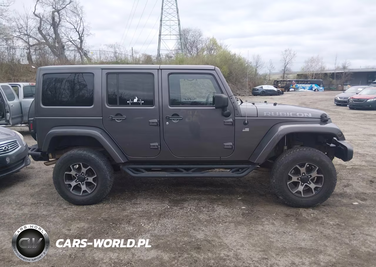 2014 Jeep Wrangler Unlimited Sahara VIN:1C4BJWEG6EL272573 - 13
