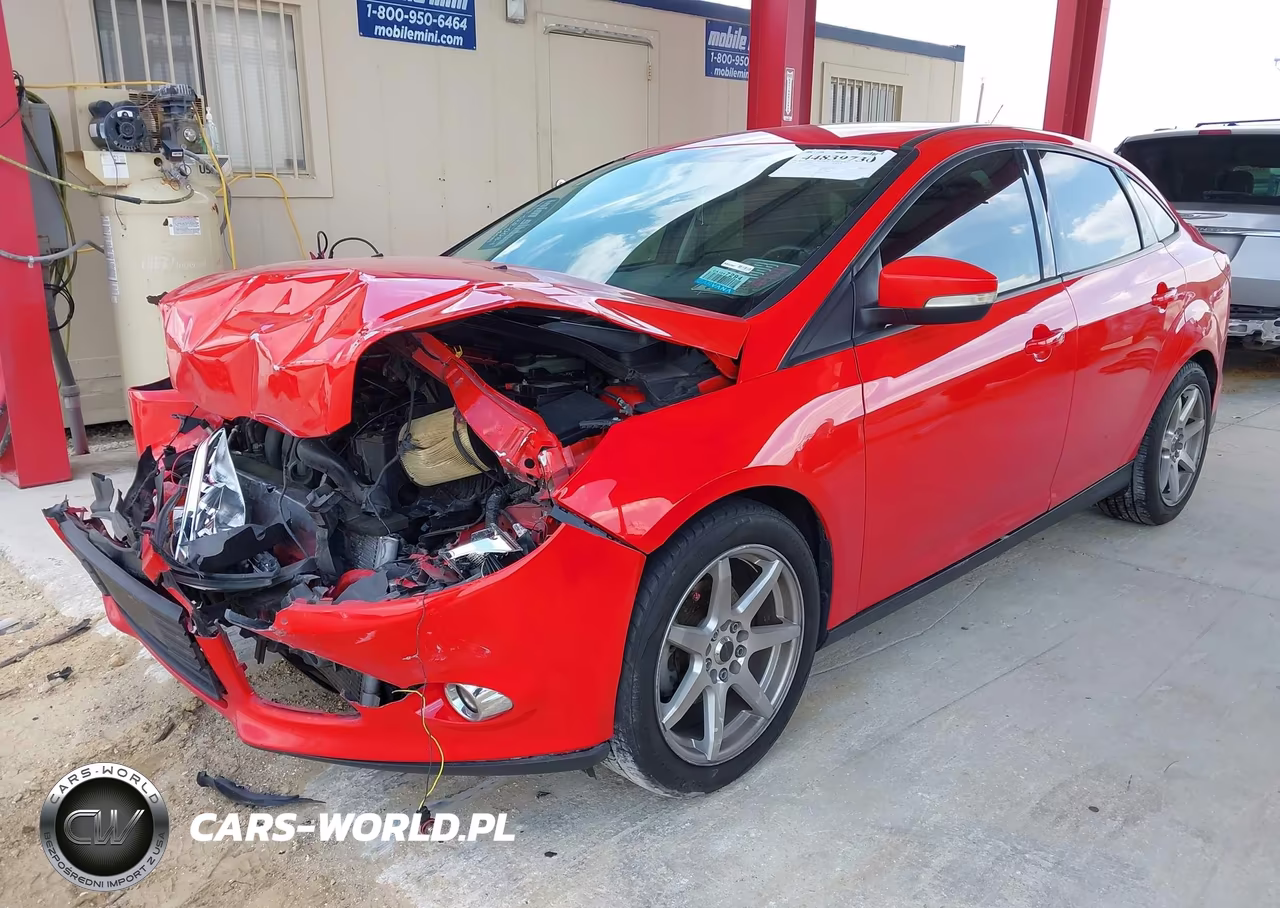2014 Ford Focus Se VIN:1FADP3F23EL325888 - 2