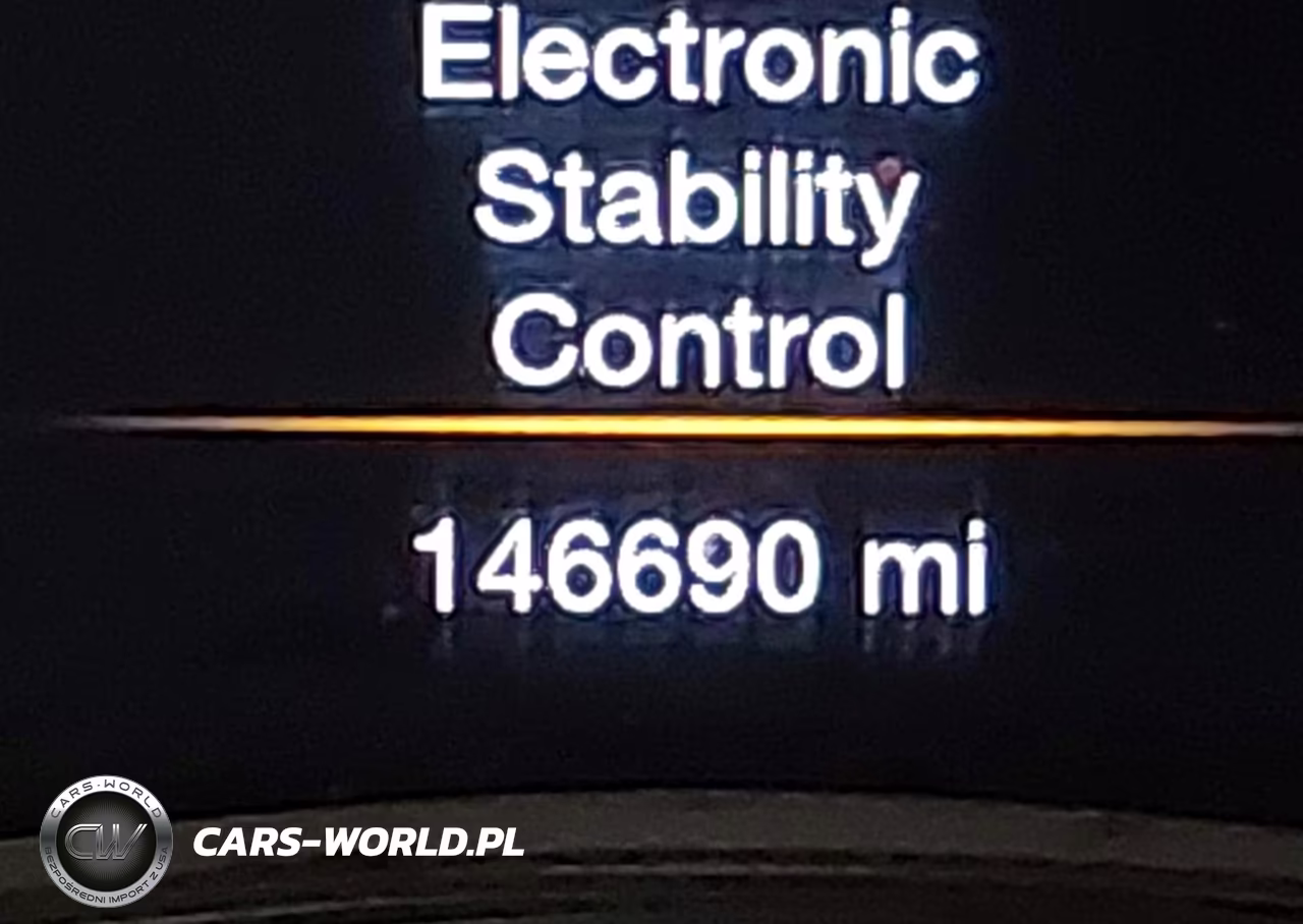 2018 Jeep Grand Cherokee High Altitude 4X4 VIN:1C4RJFCG2JC230591 - 15