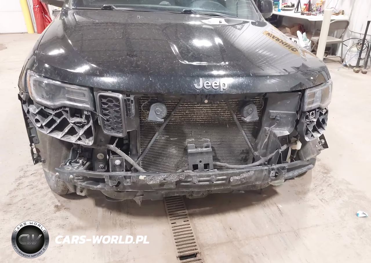 2018 Jeep Grand Cherokee High Altitude 4X4 VIN:1C4RJFCG2JC230591 - 6