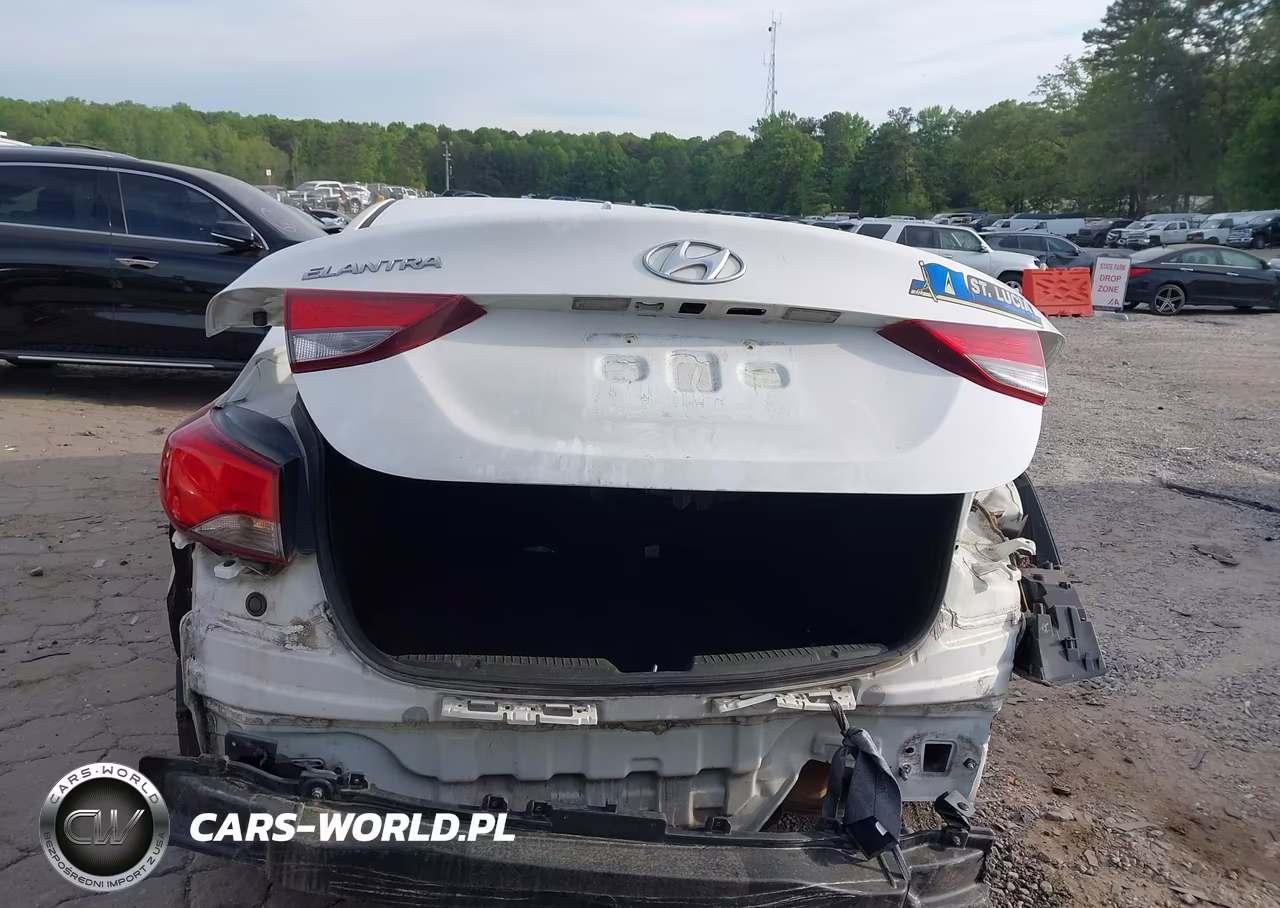 2015 Hyundai Elantra Se VIN:5NPDH4AE8FH652033 - 16