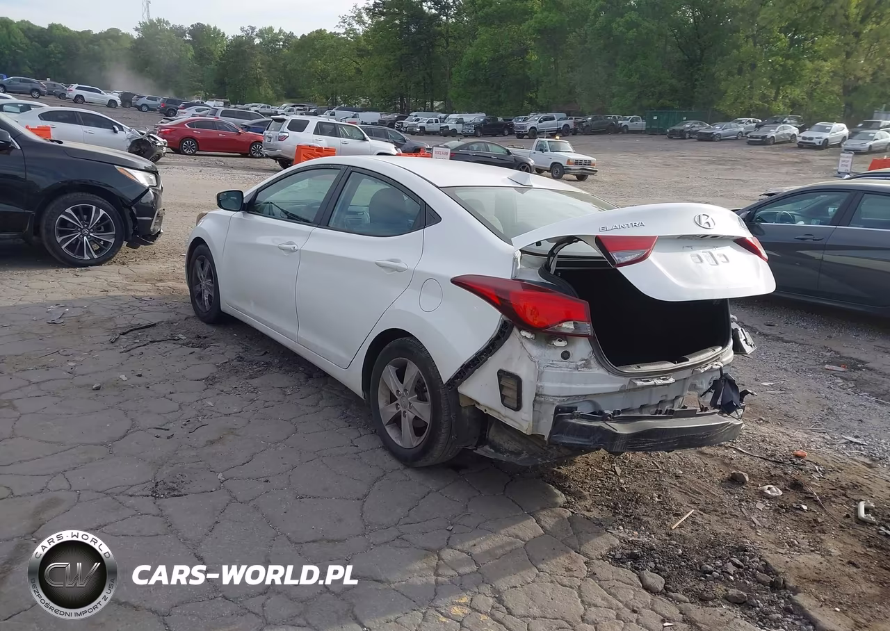 2015 Hyundai Elantra Se VIN:5NPDH4AE8FH652033 - 3