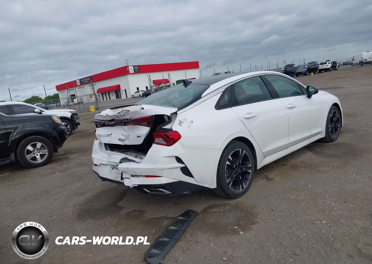 2023 Kia K5 Gt-Line VIN:5XXG64J28PG181426 - 4
