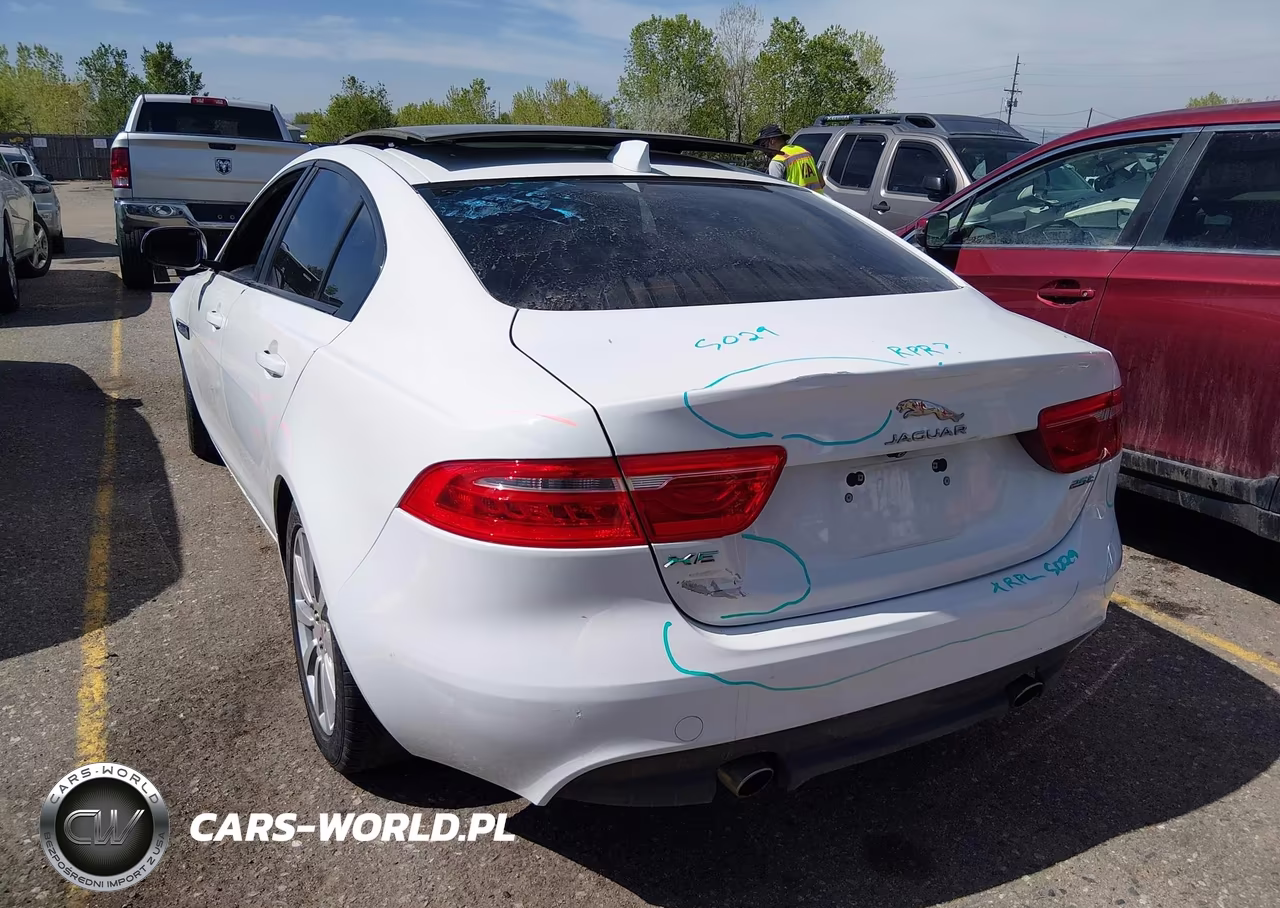 2019 Jaguar Xe 25T VIN:SAJAR4FXXKCP43922 - 3