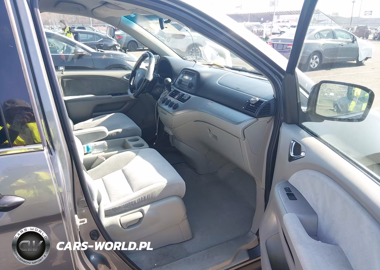 2008 Honda Odyssey Lx VIN:5FNRL38278B008079 - 5