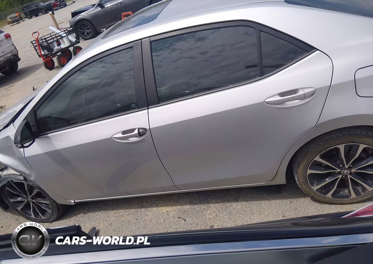 2017 Toyota Corolla Se VIN:5YFBURHE7HP711178 - 14