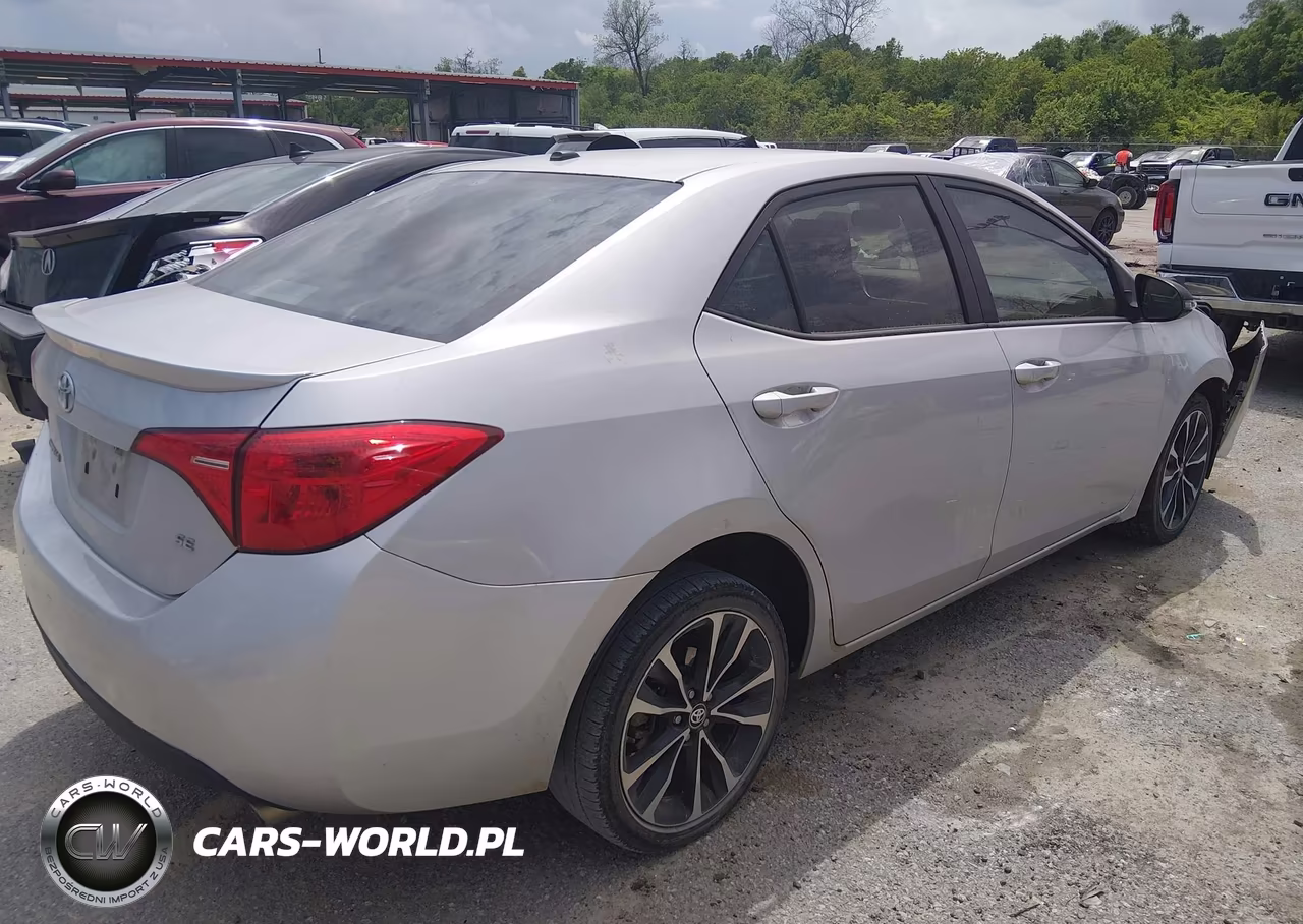 2017 Toyota Corolla Se VIN:5YFBURHE7HP711178 - 4